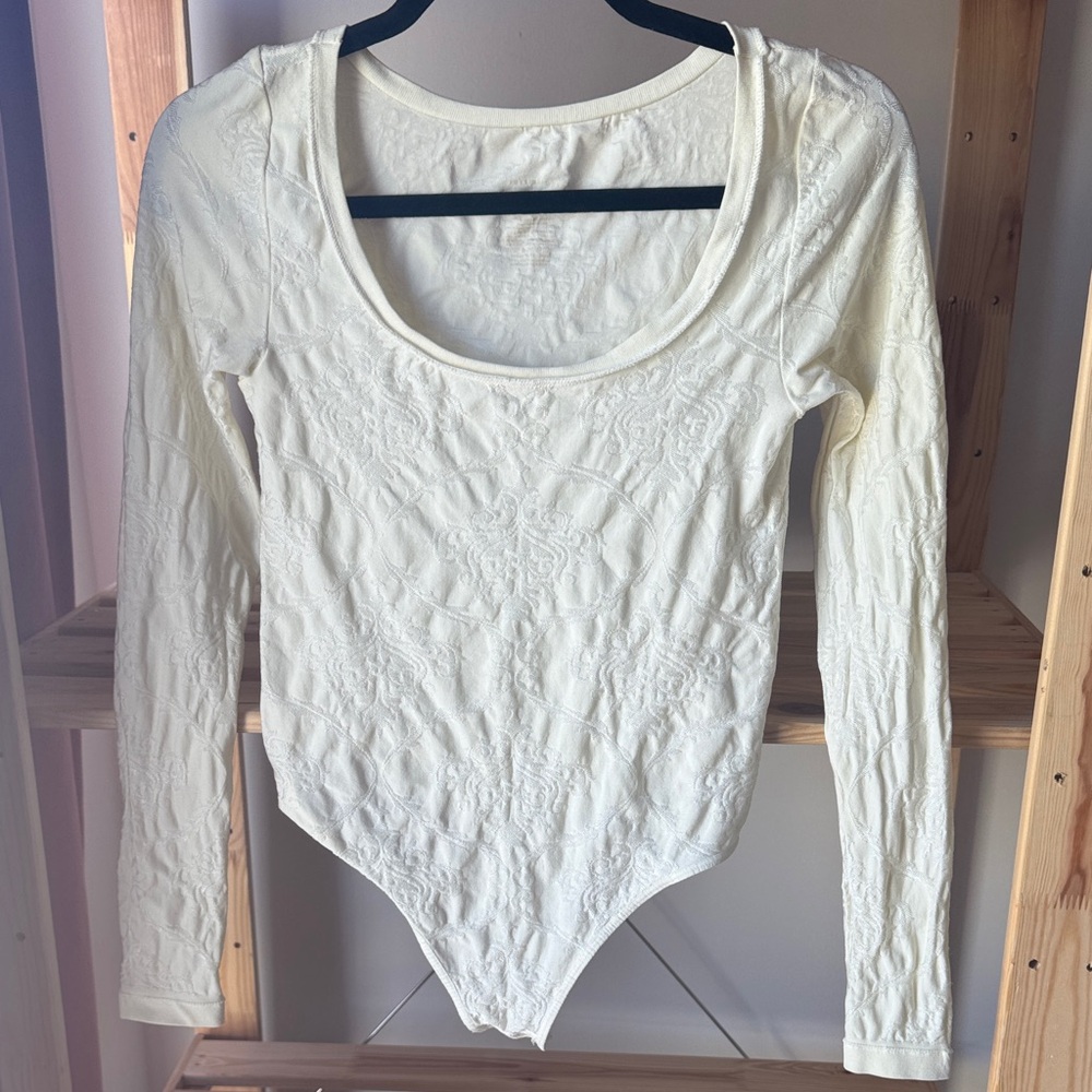 Chic Cream Lace Women's Bodysuit